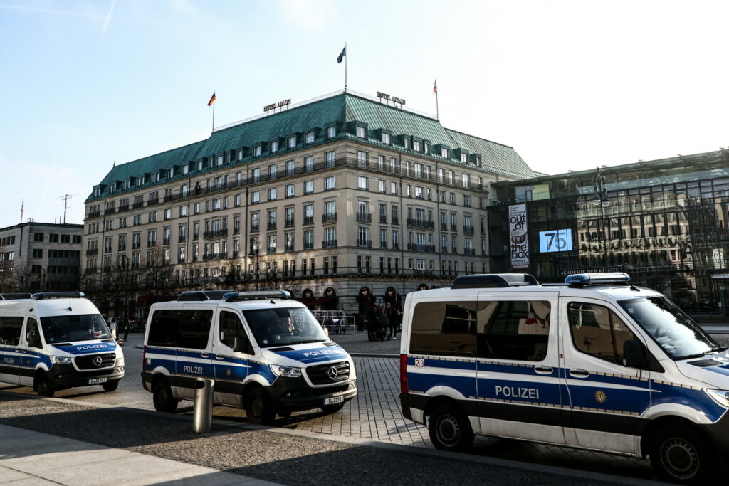 DW για Ουκρανία: Ευρώπη, μέρος της λύσης ή του προβλήματος;