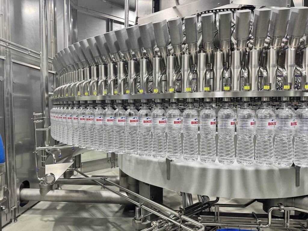 Γραμμή παραγωγής της Ηπειρωτικής Βιομηχανίας Εμφιαλώσεων