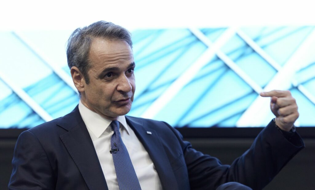 Η συσπείρωση στη ΝΔ, οι προθέσεις του Μητσοτάκη για το αγροτικό, το παιχνίδι των Ρώσων στην Αθήνα, η ανανέωση της θητείας του Στουρνάρα και η μαύρη τρύπα του Open