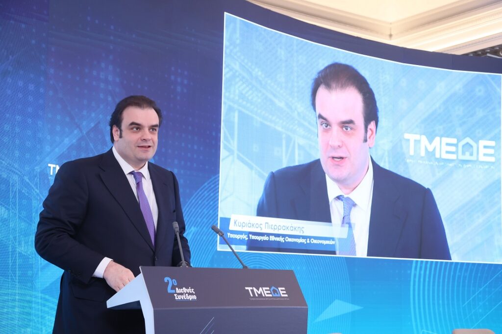 Πιερρακάκης: Στόχος η αλλαγή του παραγωγικού μοντέλου