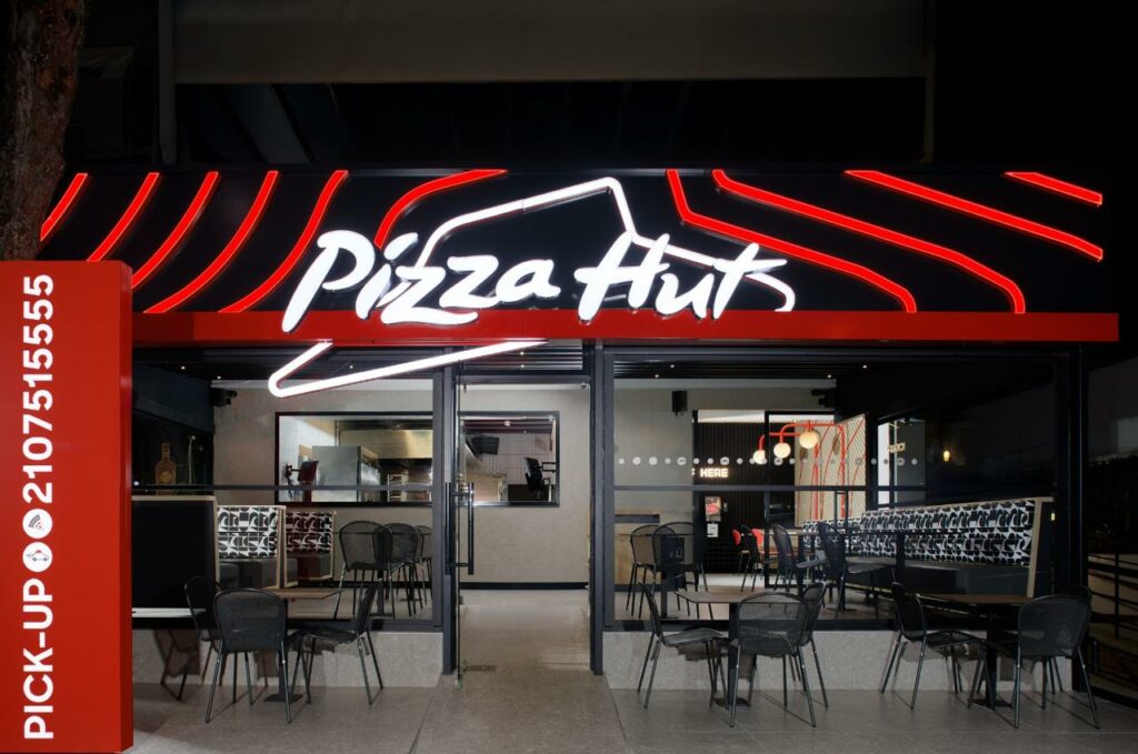 Pizza Hut: Άνοιξε το πολυαναμενόμενο κατάστημα στη Νέα Σμύρνη