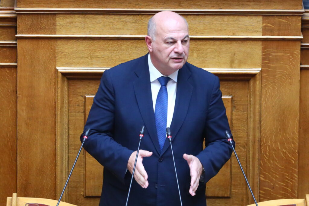 Τσιάρας προς αγρότες: Ο διάλογος μοναδική ευκαιρία για λύσεις