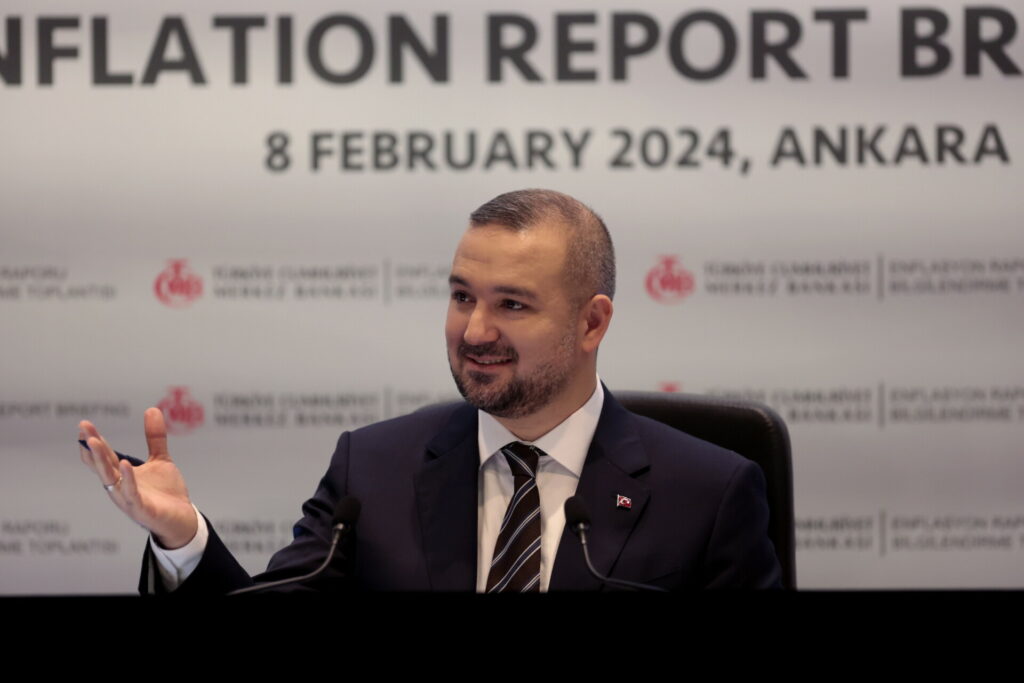 Τουρκία: Επιβράδυνση της οικονομία στο τρίτο τρίμηνο, έρχονται νέες μειώσεις επιτοκίων