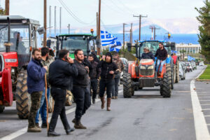 Αγρότες: Το σχέδιο της κυβέρνησης για αποκλιμάκωση