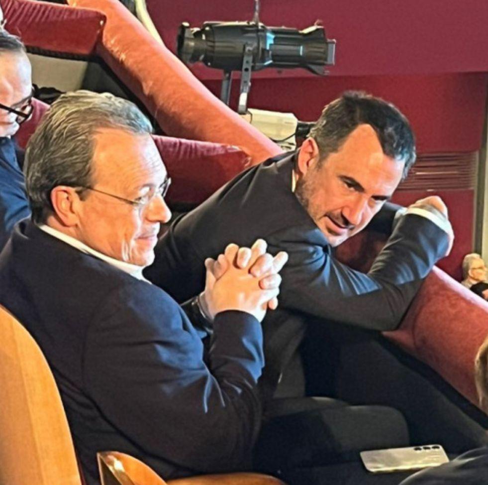 φαμελλος χαριτσης