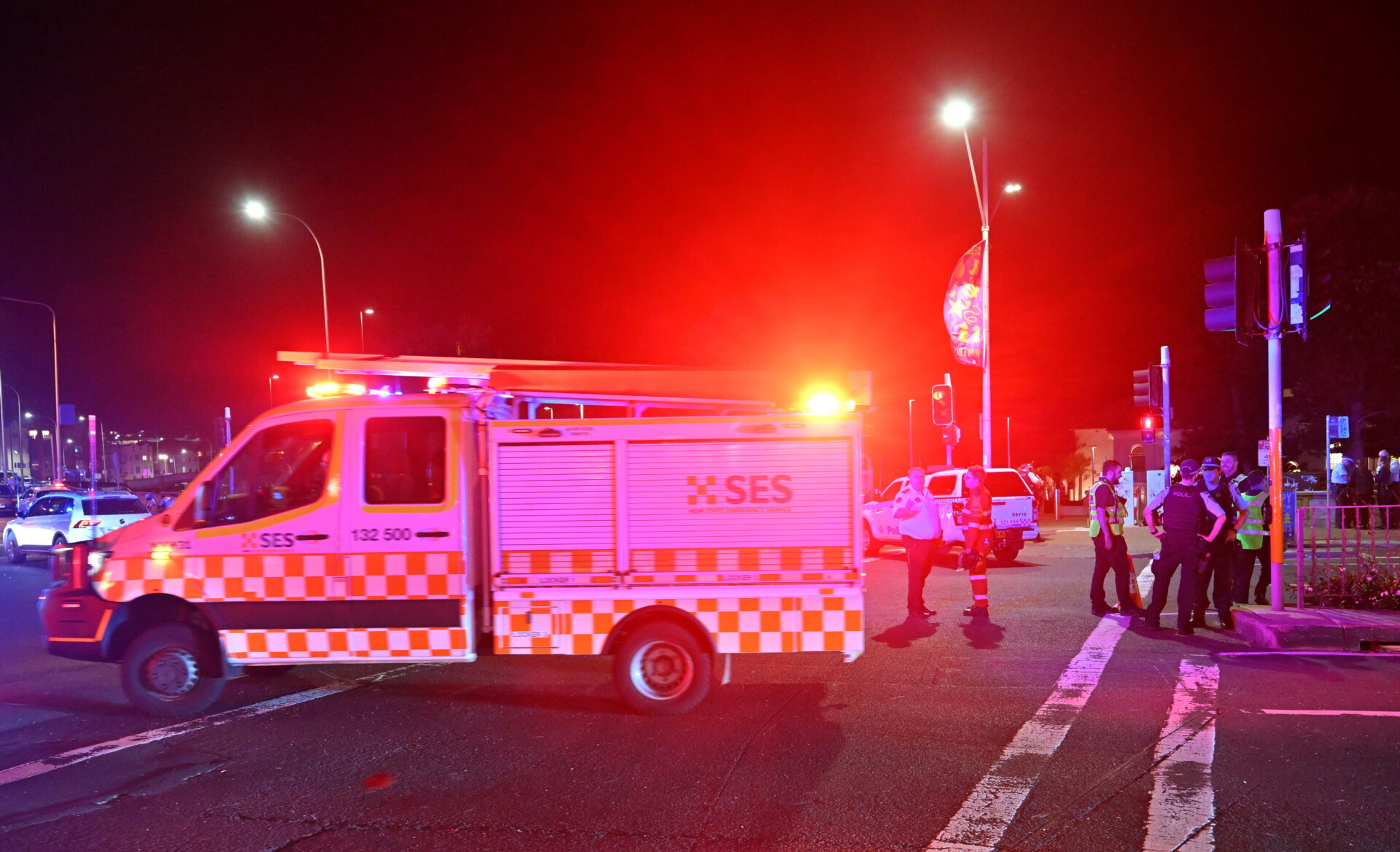 Μακελειό σε παραλία του Σίδνεϊ © EPA/MICK TSIKAS AUSTRALIA AND NEW ZEALAND OUT