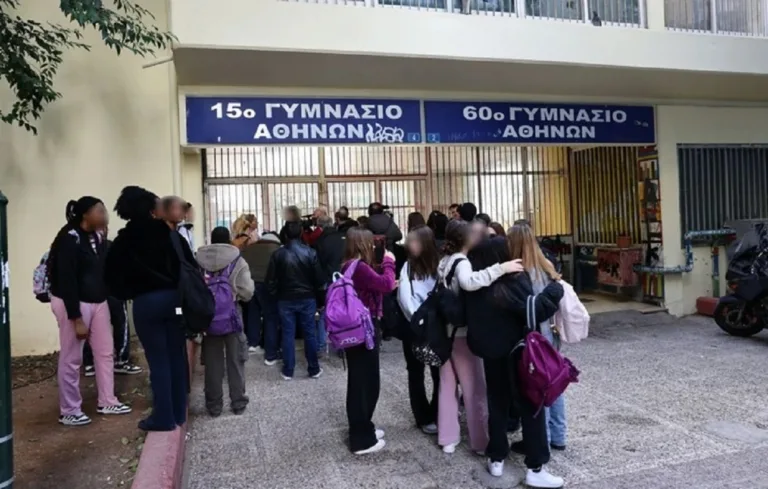 Κυψέλη: Μαχαιρώθηκαν μαθήτριες σε σχολείο, τραυματισμένη μία 14χρονη