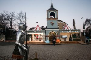 Μύλος των Ξωτικών: Πόσο κοστίζει για μια οικογένεια ένα τριήμερο στα Τρίκαλα