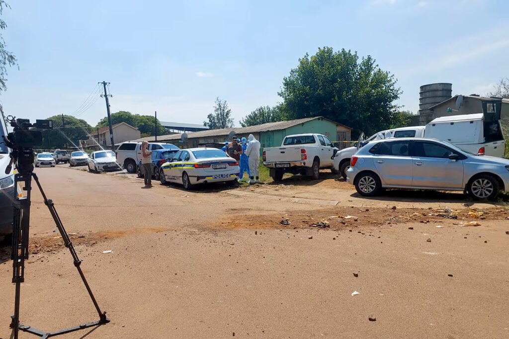 Νότια Αφρική: Πολύνεκρη ένοπλη επίθεση σε ξενώνα