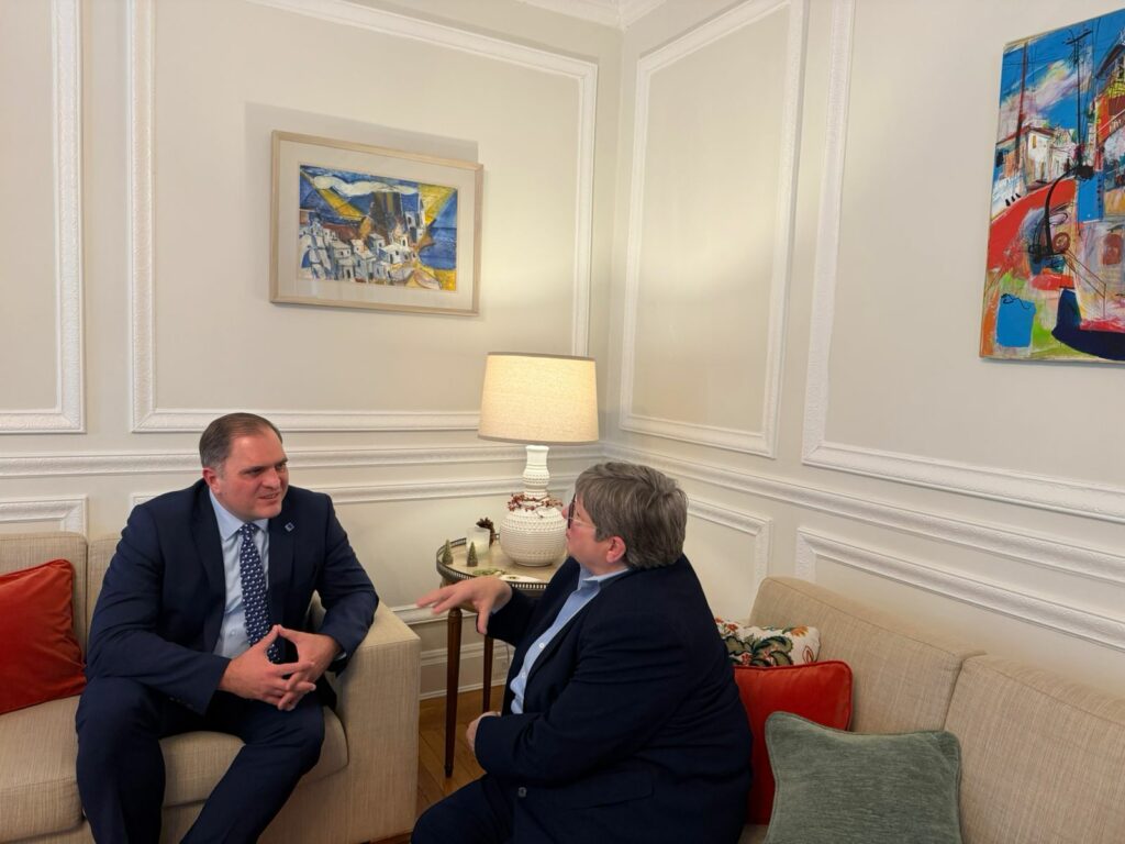 Ο Πιτσιλής συναντήθηκε με την Επίτροπο Φορολογίας της Νέας Υόρκης