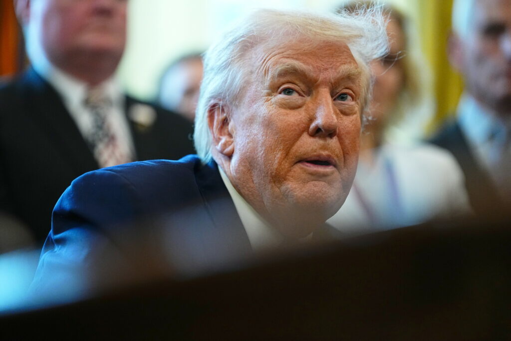 Ο Τραμπ δεν αποκλείει πόλεμο με τη Βενεζουέλα