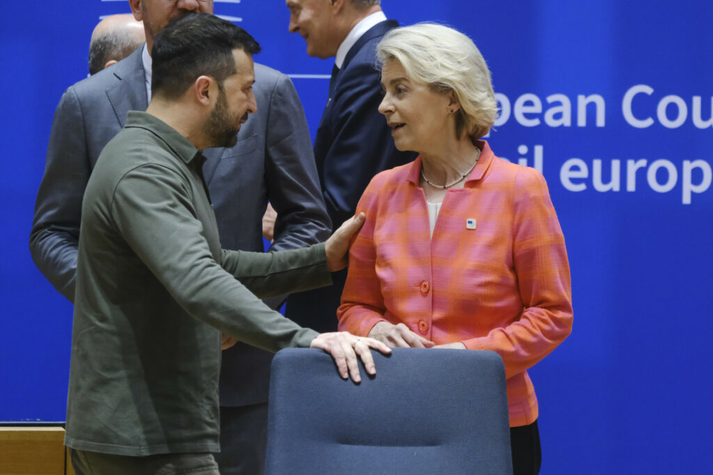 Φον ντερ Λάιεν: Κρίσιμη η επόμενη εβδομάδα για την Ουκρανία