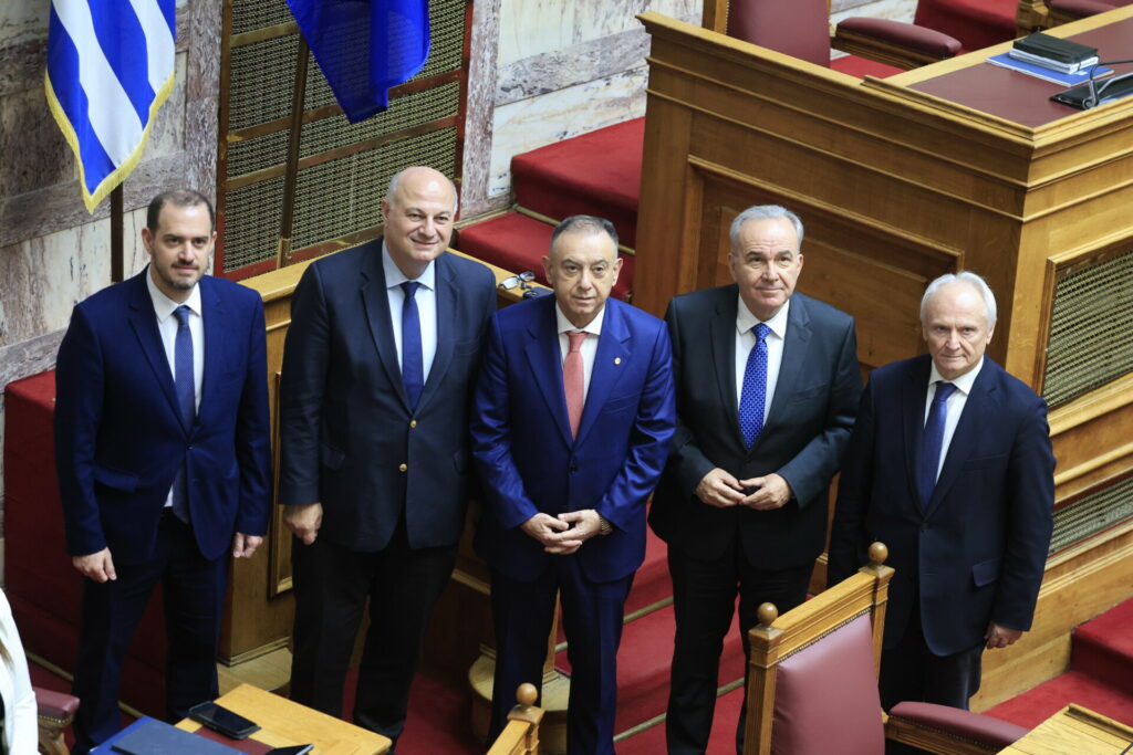 Βουλή: Με 159 “Ναι” η μετάβαση του ΟΠΕΚΕΠΕ στην ΑΑΔΕ