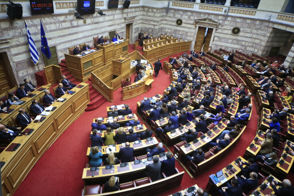 Βουλή: Ξεκίνησε η συζήτηση για τον προϋπολογισμό στον απόηχο της εκλογής Πιερρακάκη στο Eurogroup