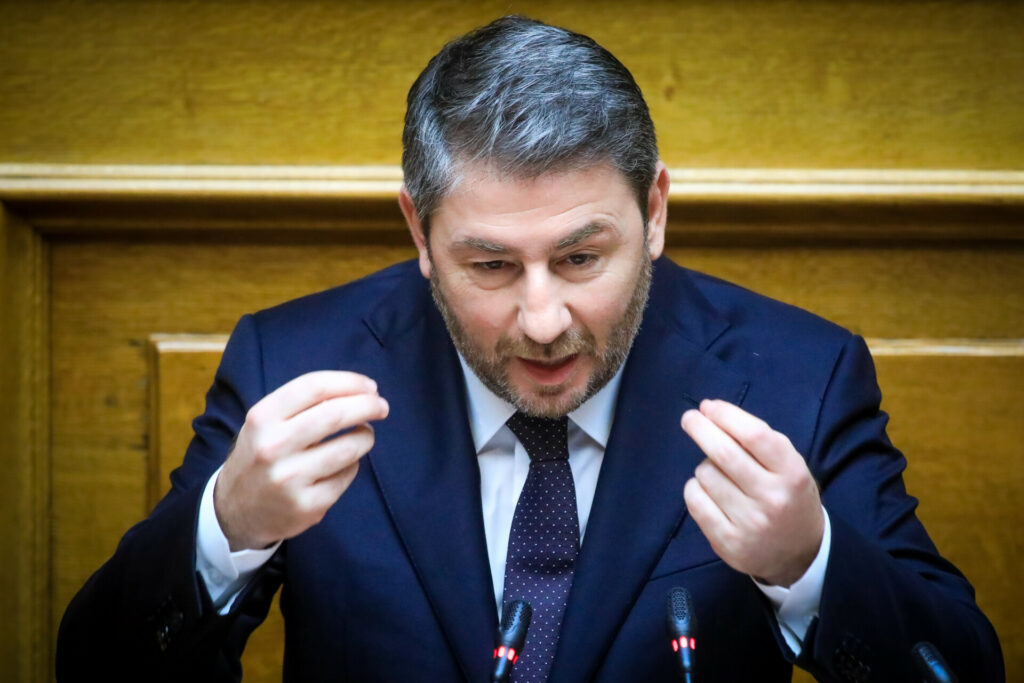 Ανδρουλάκης: Είστε το χθες, η διαφθορά, η αναξιοκρατία, το ριφιφί στον ΟΠΕΚΕΠΕ