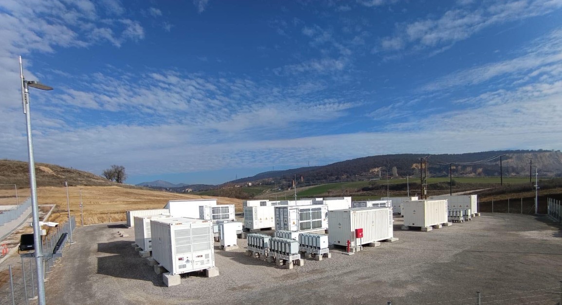 αποθηκευση More