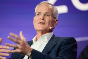 Γουντς (Exxon Mobil): Εξετάζουμε επιστροφή στη Βενεζουέλα υπό τον Ντόναλντ Τραμπ