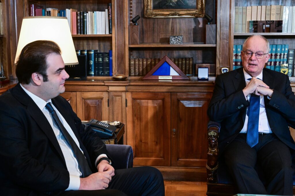 Συνάντηση Τασούλα & Πιερρακάκη στο Προεδρικό Μέγαρο: “Η Ελλάδα έχει αυξημένο κύρος στη λήψη αποφάσεων”