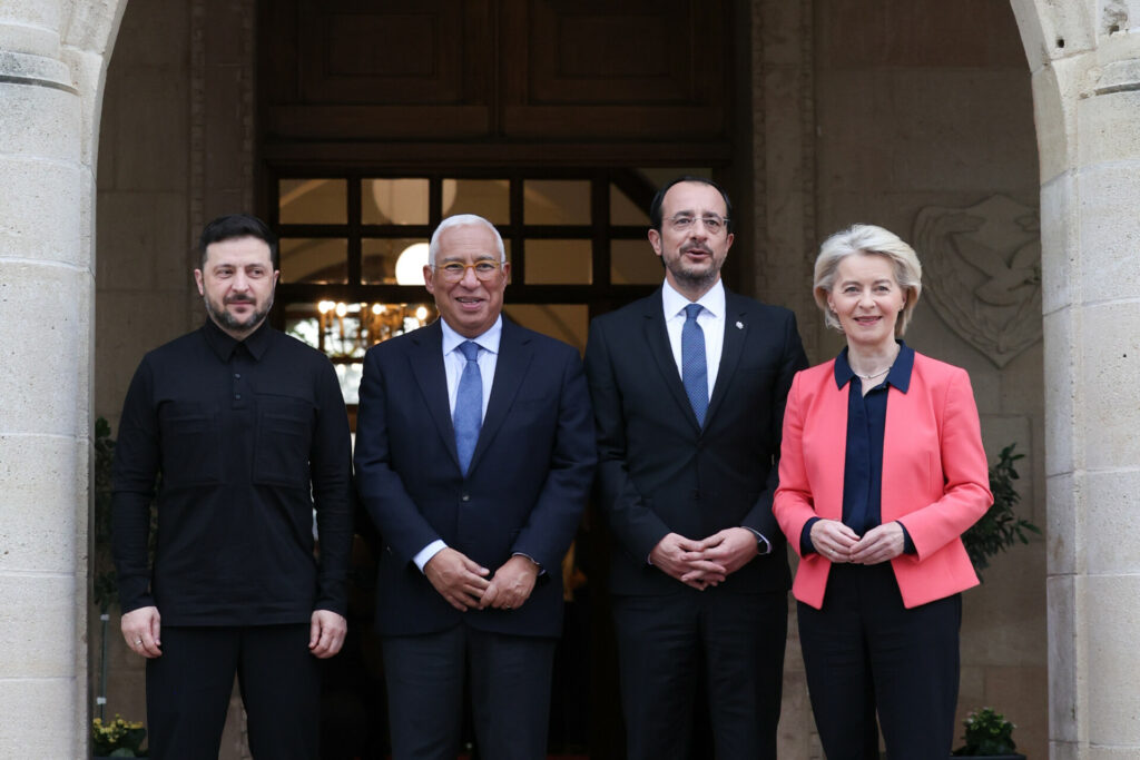 Cyprus Mail: Έξι μήνες δόξας, οκτώ λεπτά ταραχής για την Κύπρο