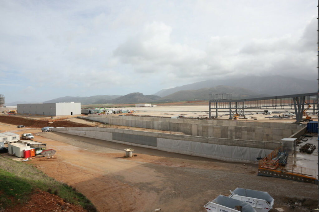 καστελλι αεροδρομιο