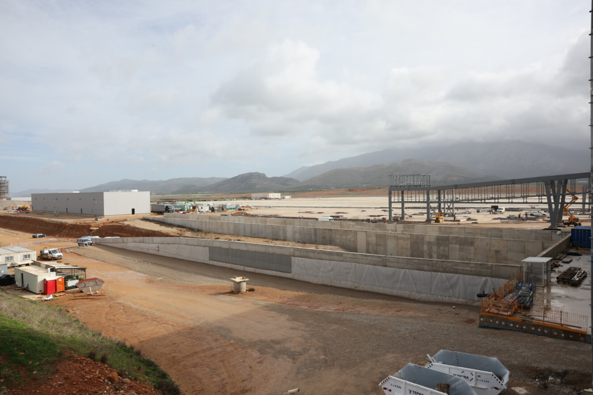 καστελλι αεροδρομιο