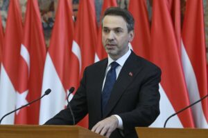 Υδρογονάνθρακες: Συμφωνία Τουρκίας με ExxonMobil για έρευνες σε Μεσόγειο & Μαύρη Θάλασσα