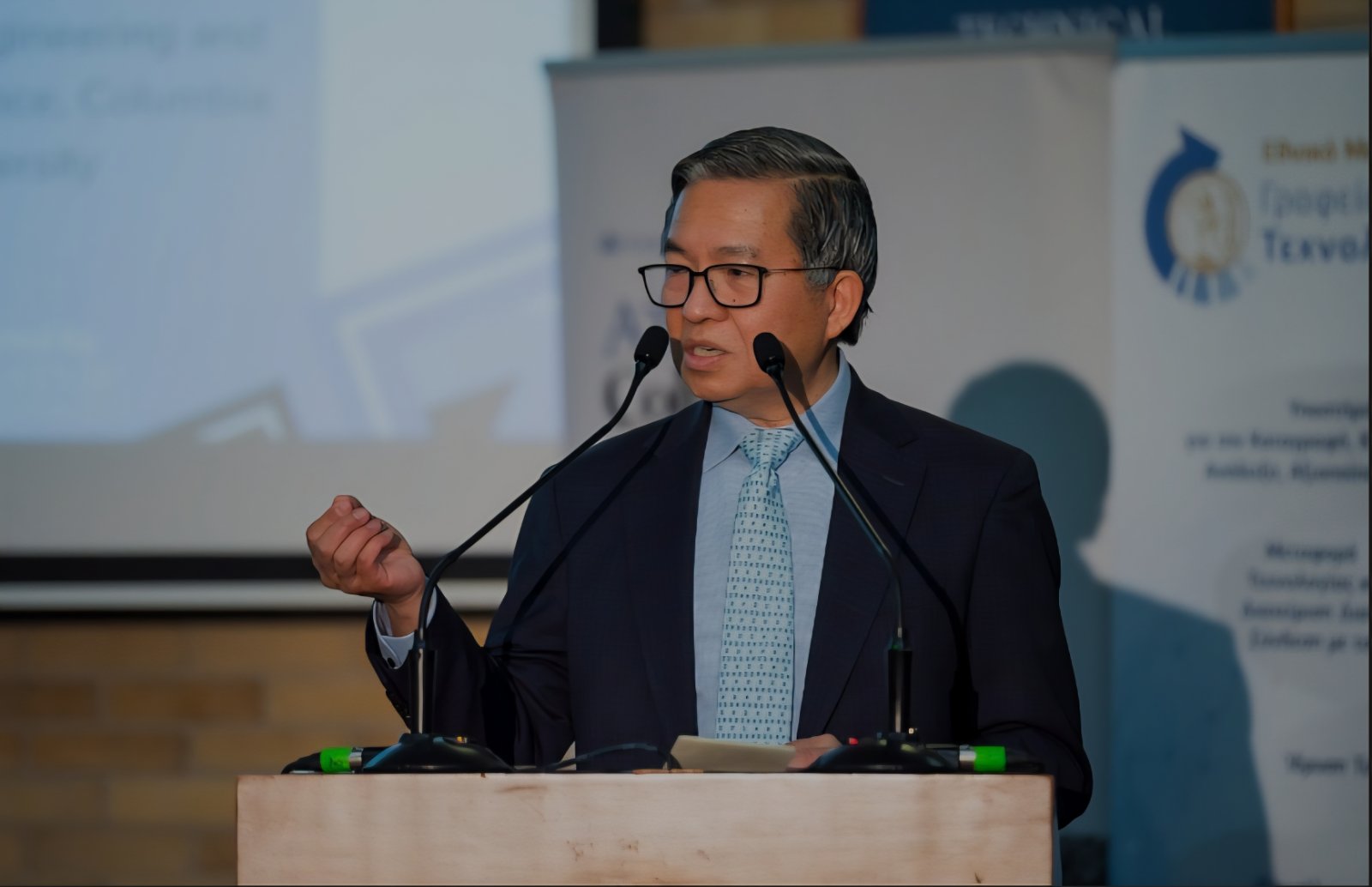 ο Κοσμήτορας της Σχολής Μηχανικών και Εφαρμοσμένων Επιστημών του Columbia