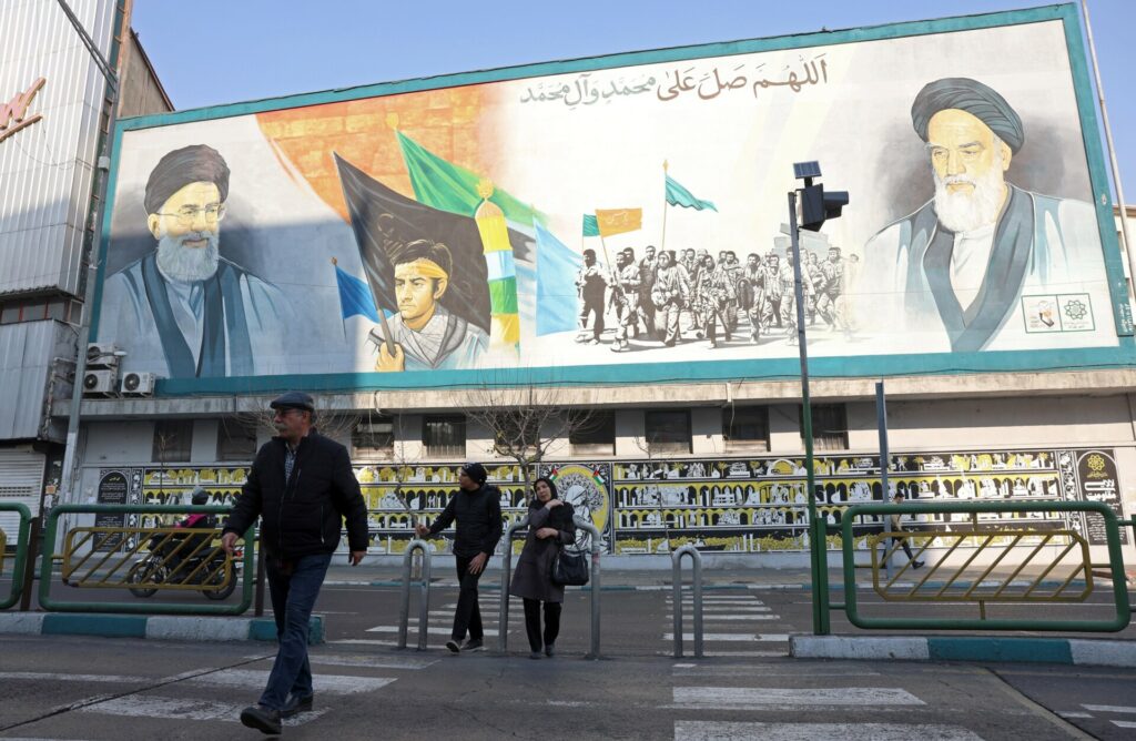 Το αφόρητο κόστος ζωής ξεσηκώνει τους Ιρανούς, με καταστολή απαντούν οι αρχές