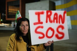 Ιράν: Σοκαριστικές αποκαλύψεις για 30.000 νεκρούς σε 48 ώρες