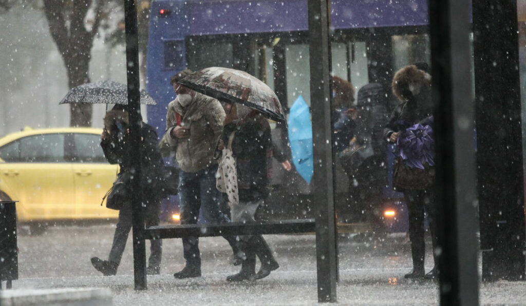 Διήμερη κακοκαιρία με ισχυρές καταιγίδες και χιόνια – Tι θα γίνει στην Αττική
