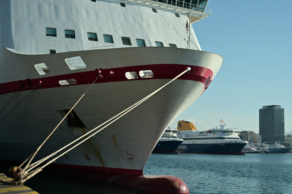 Κακοκαιρία: Σε ποια λιμάνια είναι δεμένα τα πλοία