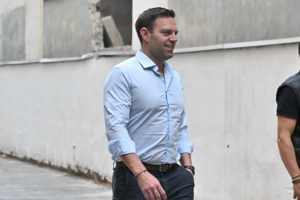 Ο κρίσιμος Φεβρουάριος για τον Κασσελάκη και το Κίνημα Δημοκρατίας, το “ρεύμα” Καρυστιανού και οι λοξές ματιές στελεχών της Νέας Αριστεράς προς το ΠΑΣΟΚ