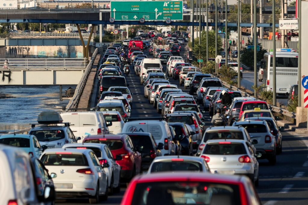Κυκλοφοριακό: Πώς προχωρούν οι διαγωνισμοί για τους νέους συρμούς στο Μετρό της Αθήνας, τα σχέδια του Μαξίμου
