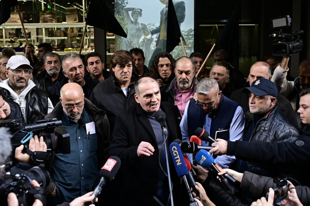 Λαϊκές αγορές: Δεκτά τα αιτήματα από τον Θεοδωρικάκο, τι θα γίνει με την απεργία