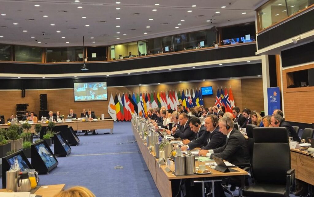 Μεταναστευτικό: Η Ελλάδα συμμετέχει στη δημιουργία “Return Hubs” στην Αφρική