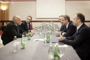 Επίδειξη δύναμης της ευρωπαϊκής δεξιάς, τα μηνύματα από την κρίσιμη σύνοδο για την οικονομία στο Ζάγκρεμπ