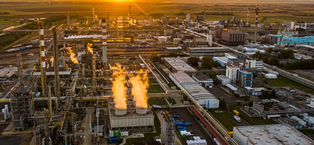 Gazprom Neft: Πράσινο φως στη MOL για τη σερβική NIS