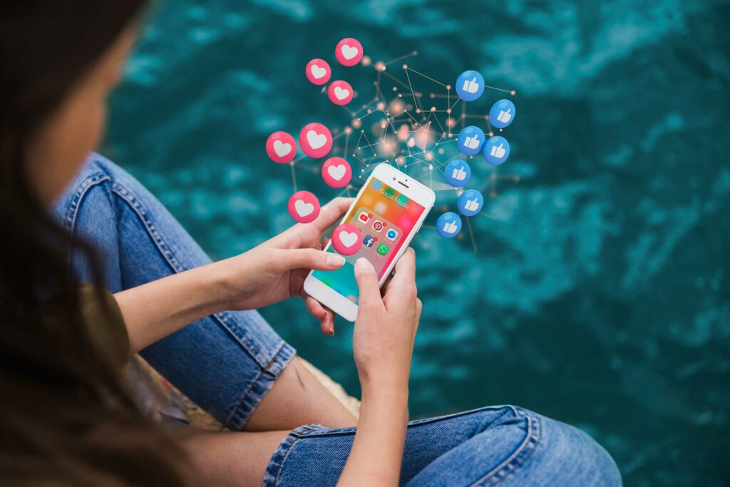 ΟΟΣΑ: Προειδοποίηση για την υπερέκθεση στις οθόνες, σοβαρές παρενέργειες μετά τις 2 ώρες