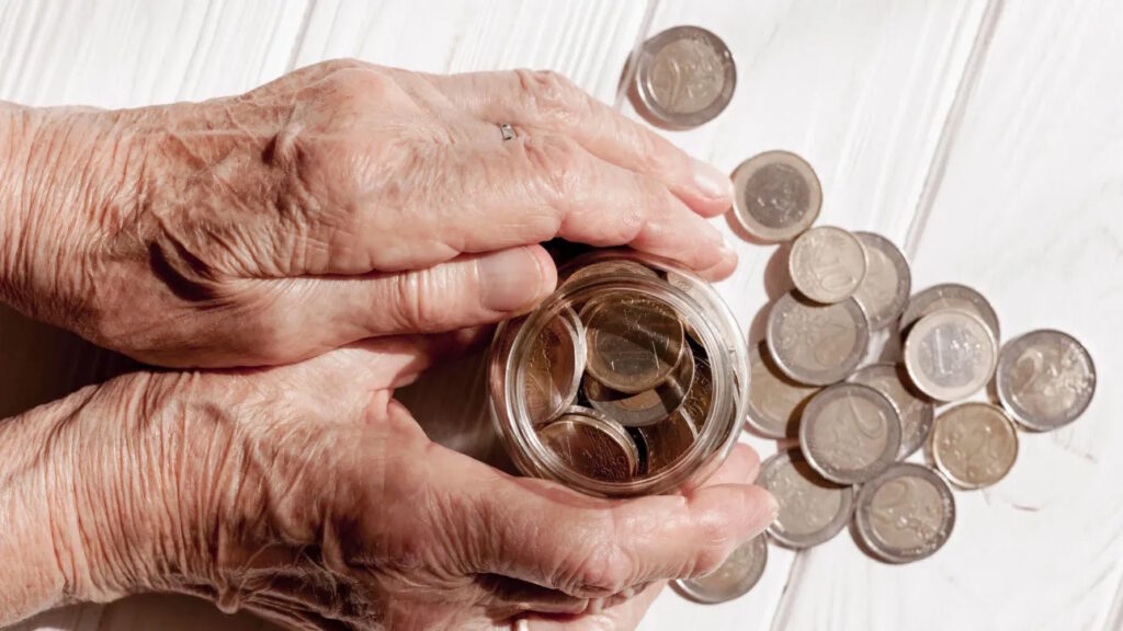 Συντάξεις Μαρτίου 2026: Ποιοι αναμένεται να πληρωθούν νωρίτερα