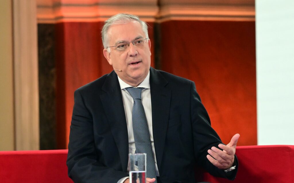 Η δήλωση Θεοδωρικάκου που προκάλεσε απορίες, η παρέμβαση Μαξίμου για το αεροδρόμιο στο Καστέλλι, η επανεμφάνιση Τζιτζικώστα και μία ιστορία από το 2021