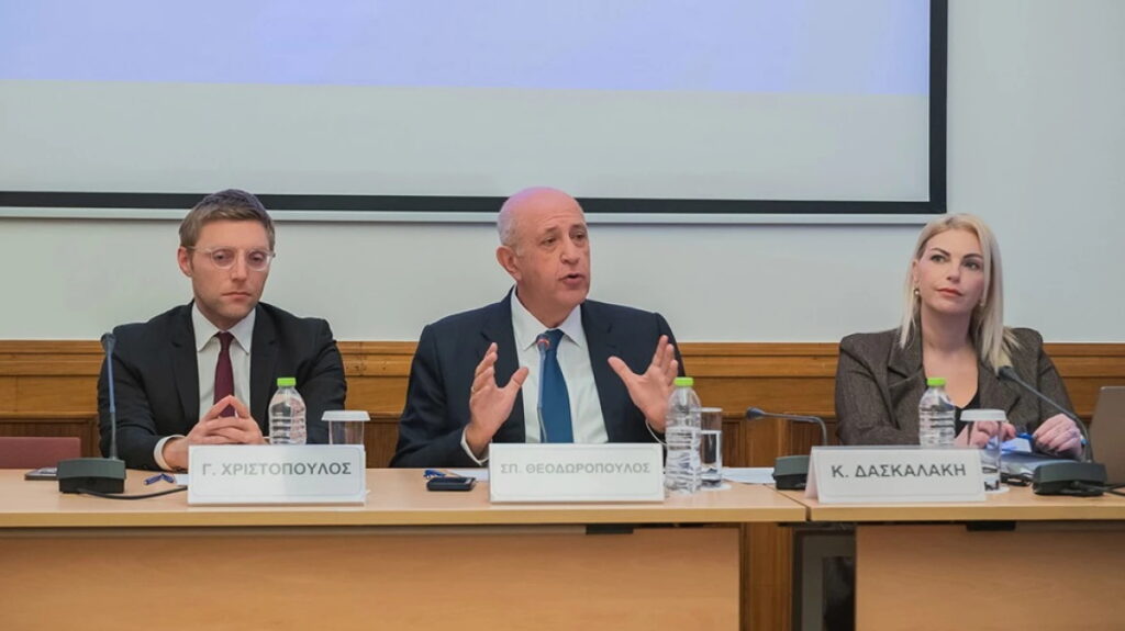 Θεοδωρόπουλος: Να αυξήσουμε την παραγωγικότητα μέσω των επενδύσεών μας