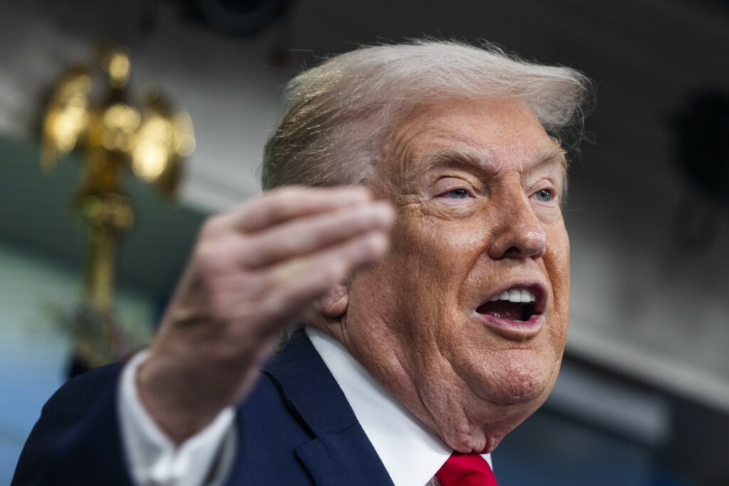 Τραμπ: Θα μάθετε πόσο μακριά θα το πάω με τη Γροιλανδία