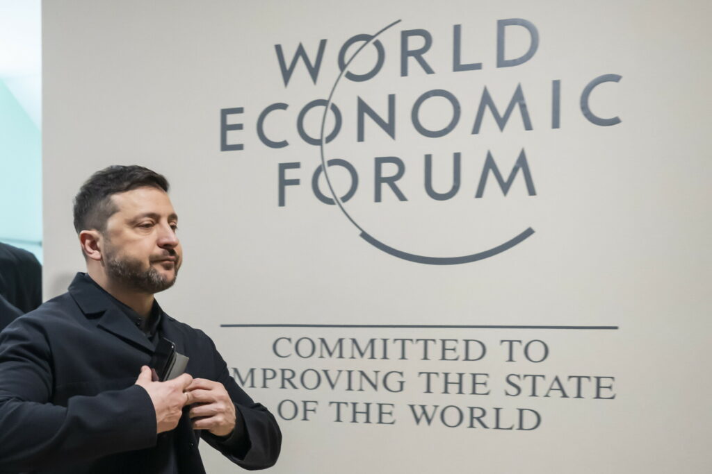 Ουκρανία: Το επικίνδυνο παζάρι των 800 δισ. και το δίλημμα Ζελένσκι