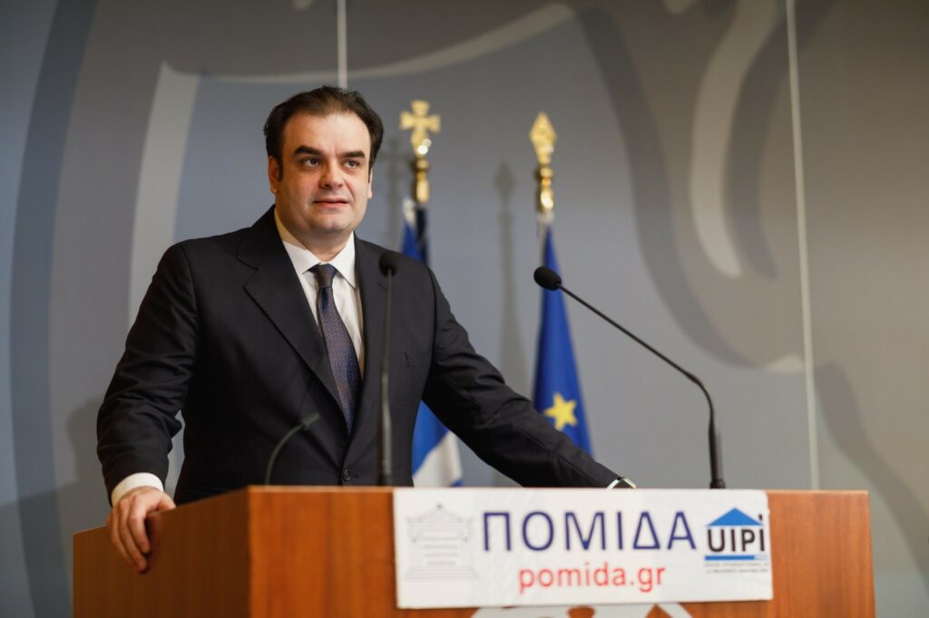 Πιερρακάκης-Παπασταύρου: Εθνική πρόκληση το στεγαστικό