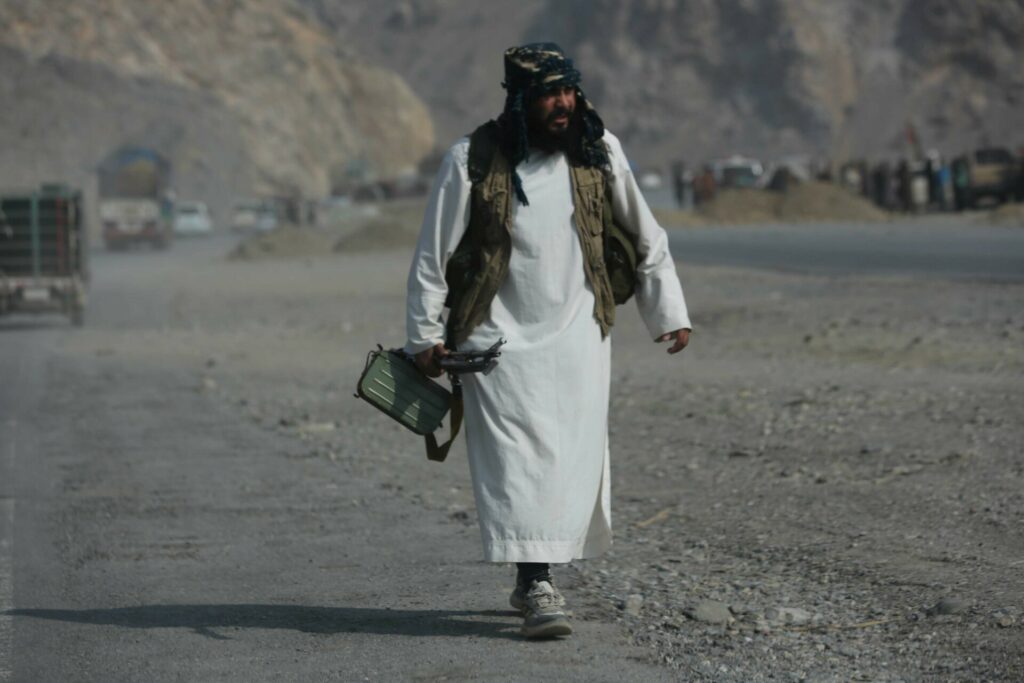 Τι υποδαυλίζει την πολεμική σύγκρουση Πακιστάν-Αφγανιστάν, ο ρόλος Ινδίας και Κίνας