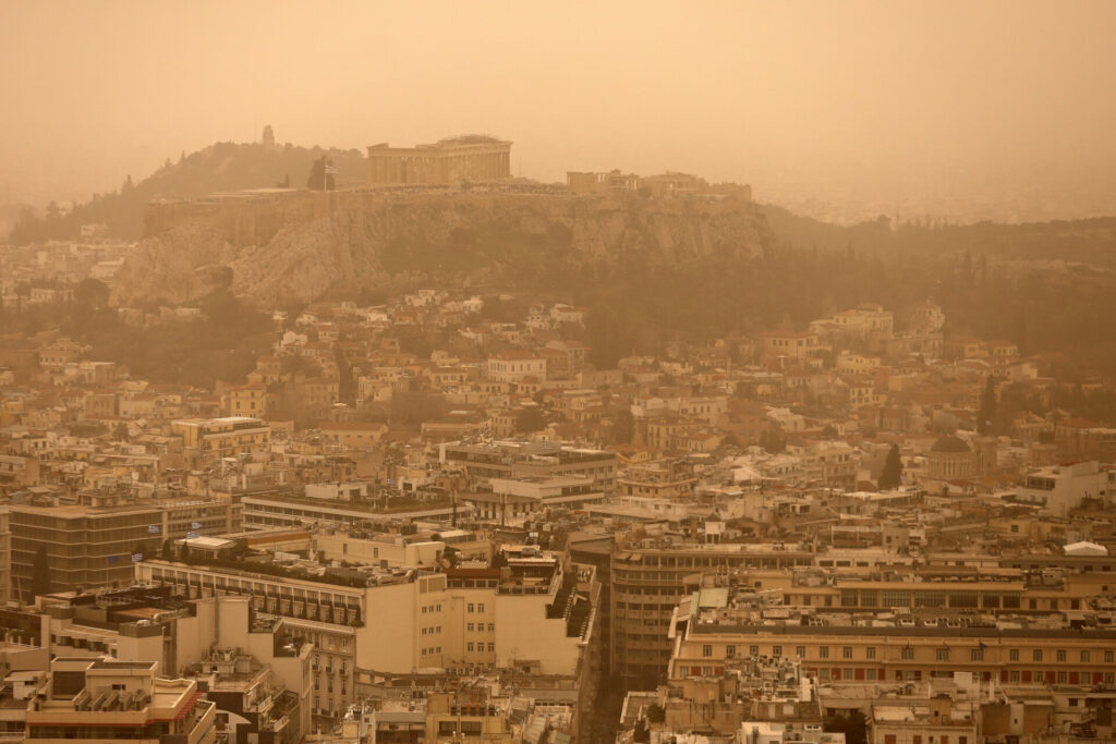 Επιστρέφει η αφρικανική σκόνη, ποιες περιοχές θα επηρεαστούν
