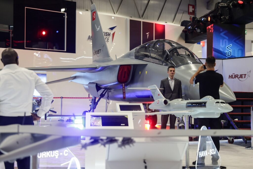 Το παιχνίδι υπομονής πίσω από σχεδιαζόμενο deal για μεγάλο τουριστικό συγκρότημα και οι Τούρκοι που παράγουν συνεχώς και εξάγουν ό,τι κατασκευάζουν