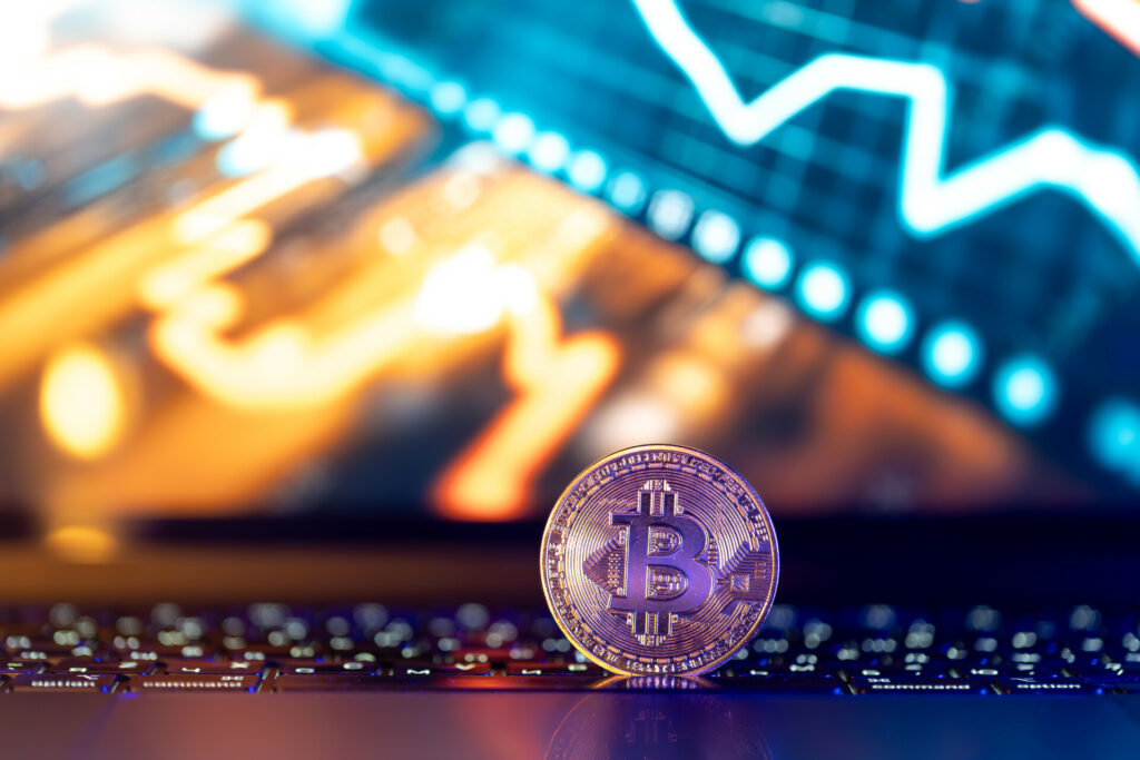Μάτωσε η αγορά cryptos: Έκαναν φτερά 500 δισ. σε μία εβδομάδα, βυθίζεται το Bitcoin