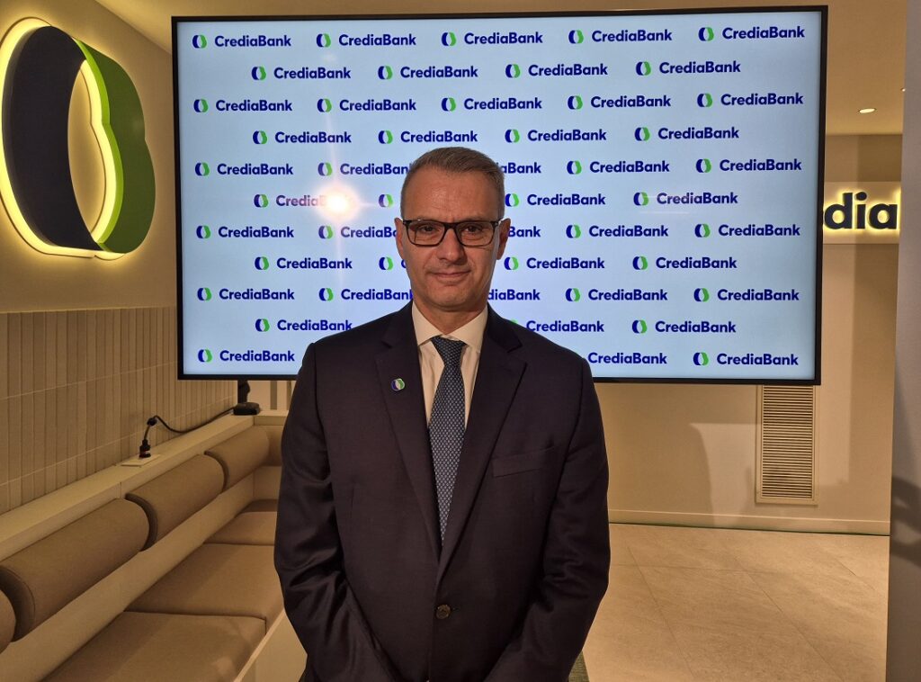 CrediaBank: Φέρνει και στη Θεσσαλονίκη το τραπεζικό κατάστημα νέας εμπειρίας