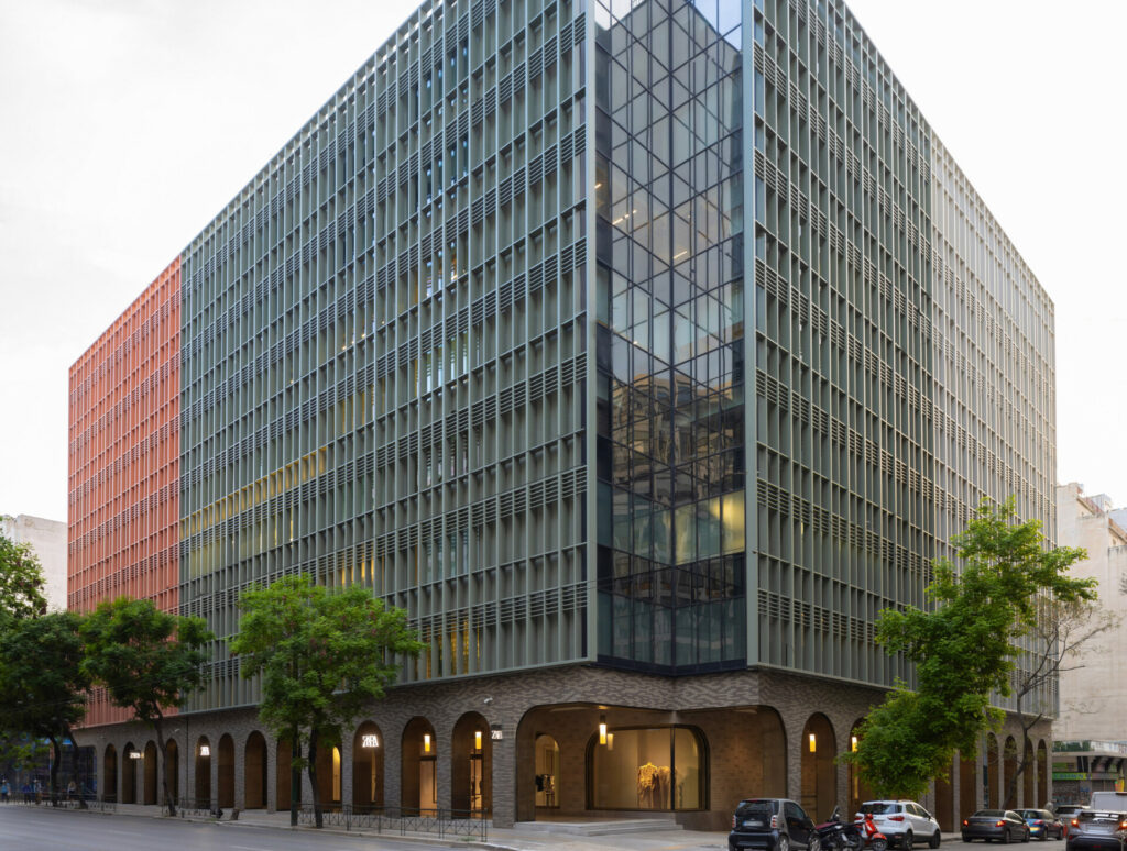 Η Dimand εγκαινιάζει την πρώτη αστική κυψέλη σε ταράτσα γραφείων στο κέντρο της Αθήνας